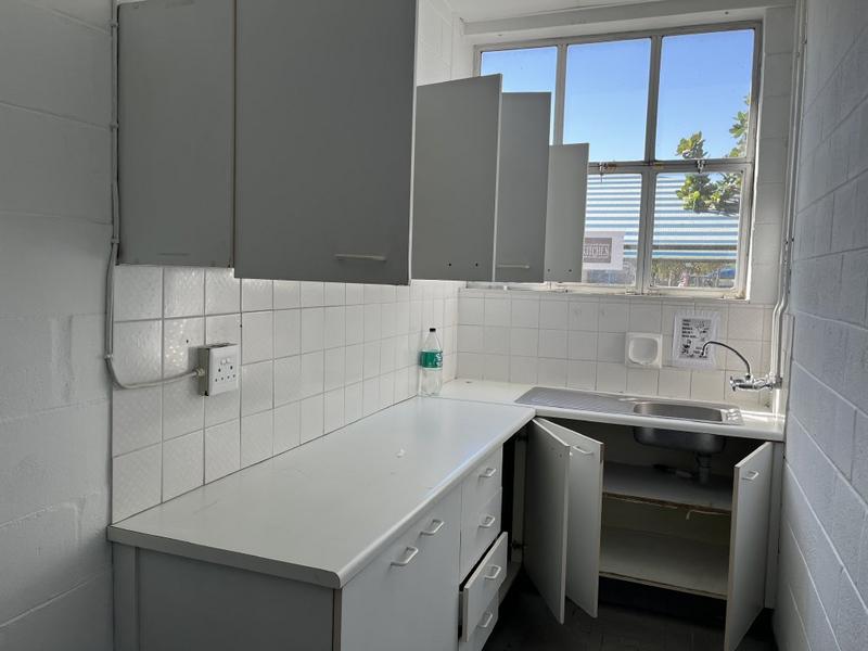 To Let commercial Property for Rent in Maitland Western Cape